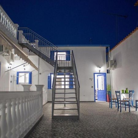 Aimou Studio'S Apartment'S El Pireo Exterior foto